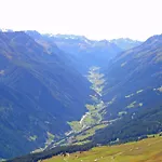 Auhof 3*
