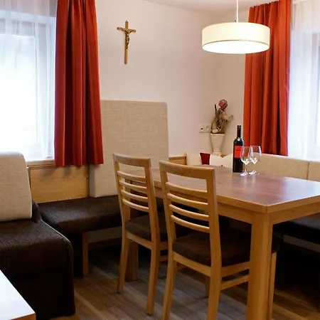 Auhof Gasthuis 3*