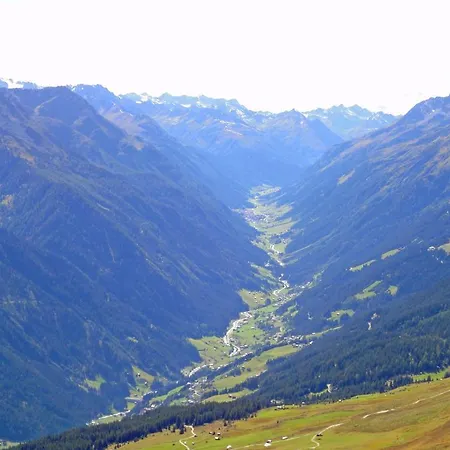Auhof 3*